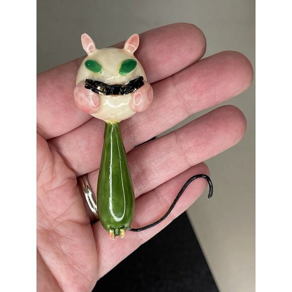 Vintage Sandor Kitty Cat Enamel Gold Tone Pin Brooch Green Eyes Unique